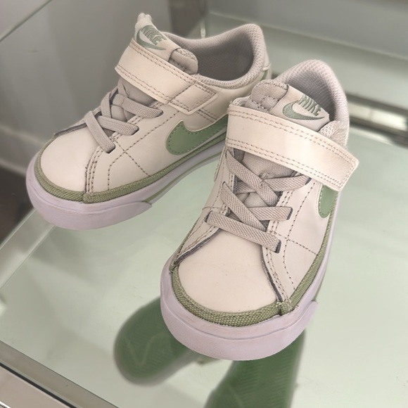 Nike Court Legacy Toddler Slip On Honeydew Phantom White Sneaker Shoes 7C - Picture 4 of 11